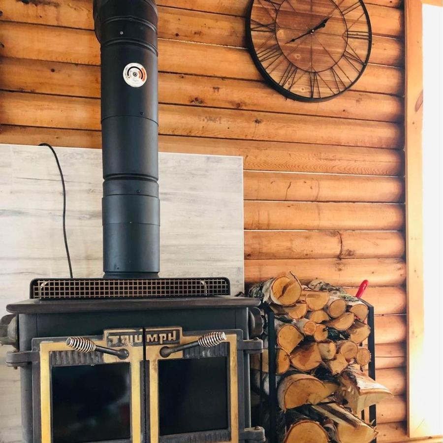 Le Chalet Au Souvenir Bouchette Luaran gambar