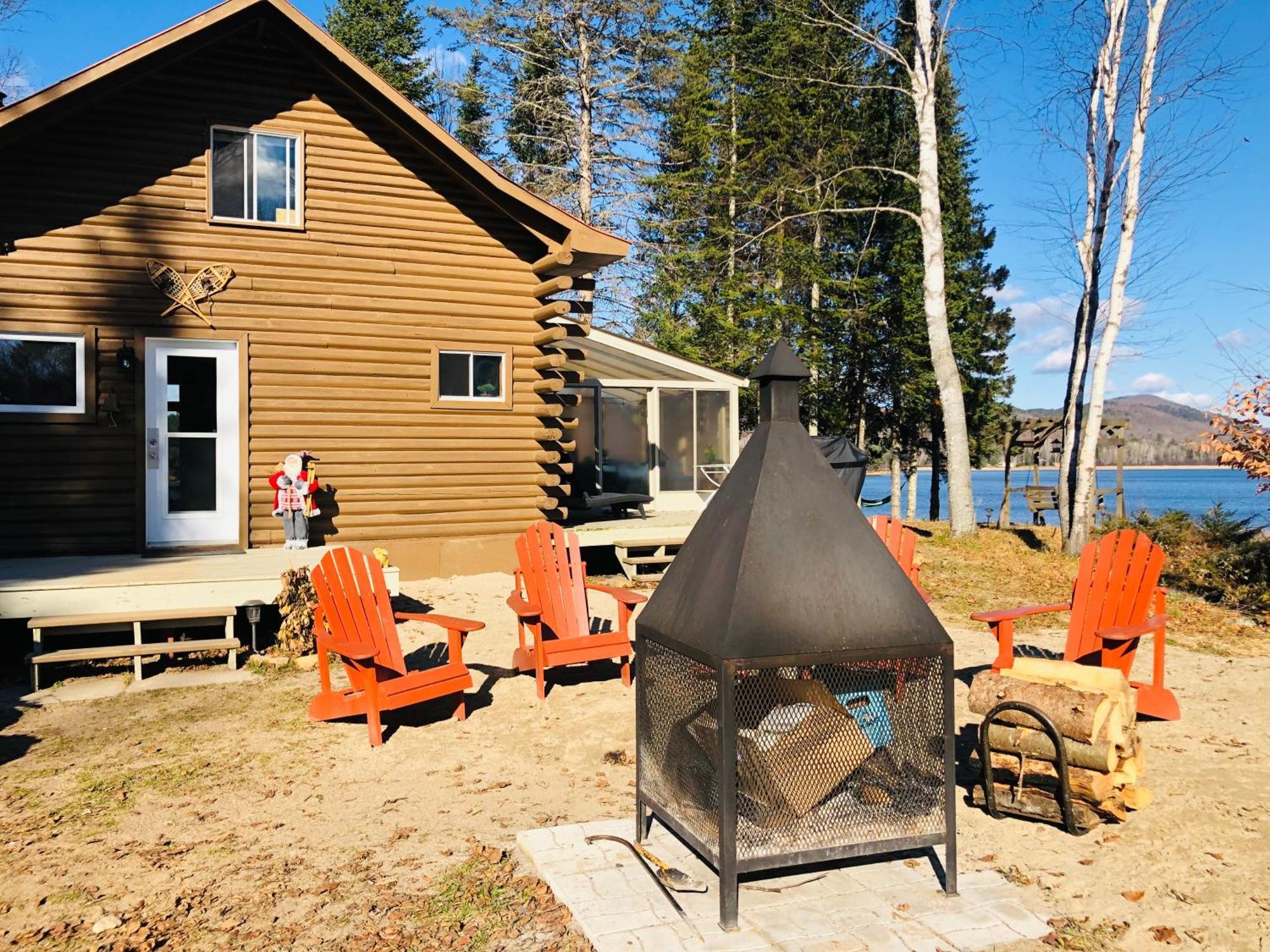 Le Chalet Au Souvenir Bouchette Luaran gambar