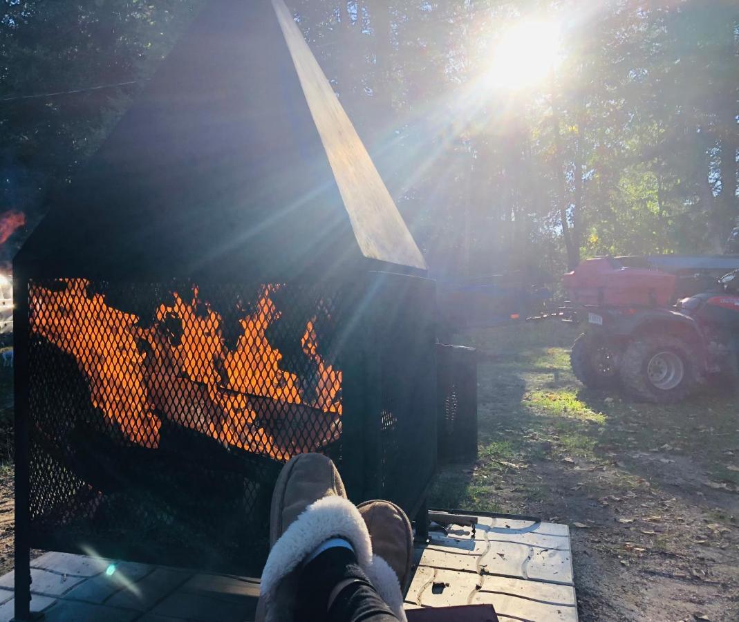 Le Chalet Au Souvenir Bouchette Luaran gambar